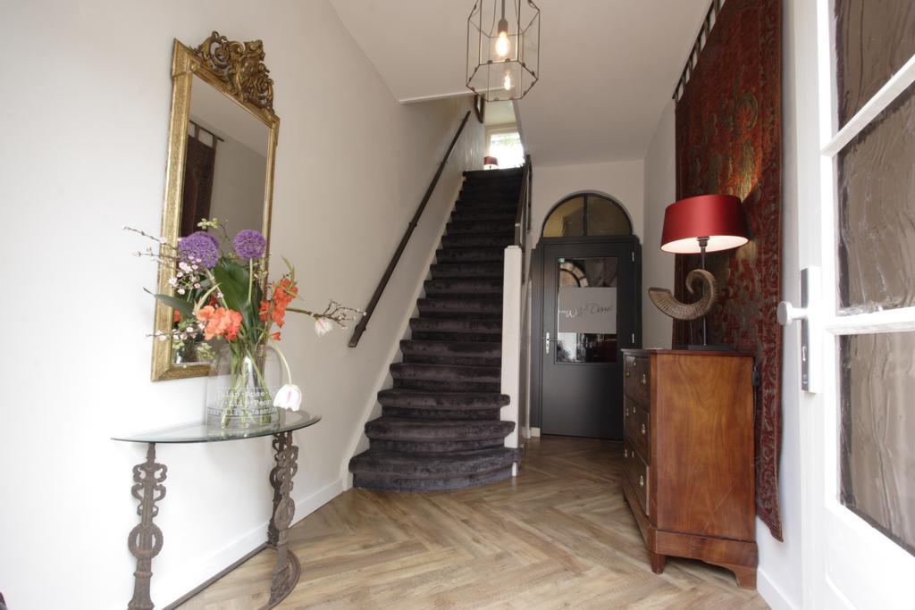 In De Witte Dame Hotel Bar Kitchen Apartments Grubbenvorst Bagian luar foto
